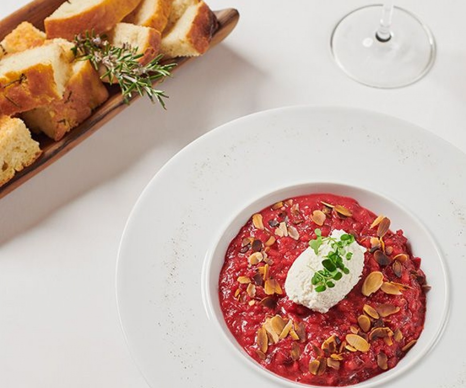 Etiam euismod leo sed